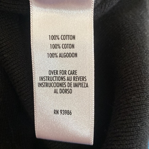 August Max Woman black sleeveless sweater. Size 1X - Picture 5 of 6